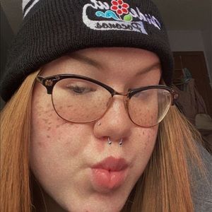 Meet your Posher, Juliana